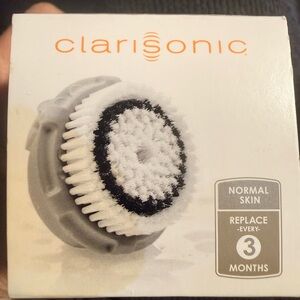 FREE*** Clarisonic Replacement Brush Head (1)
( see details)